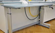 height adjustable lab desk