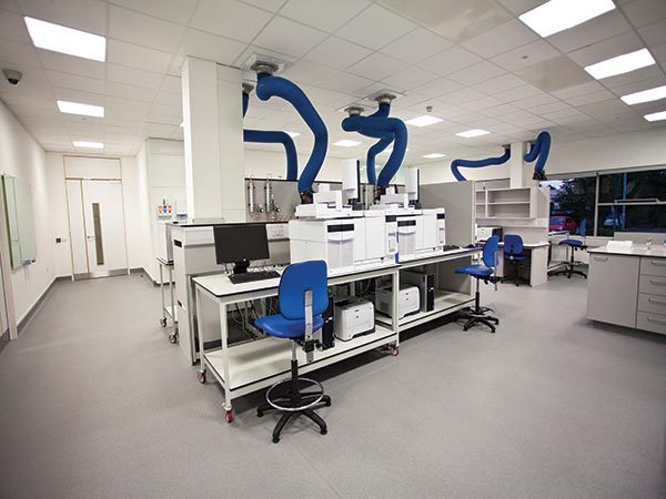 laboratory refurbishment and fit out solutions