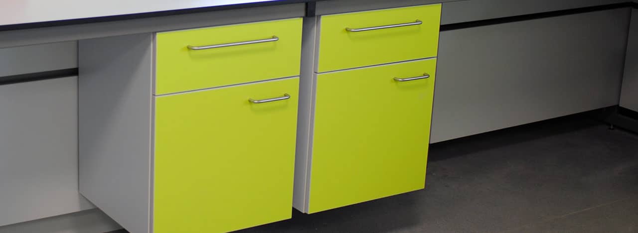 i4 suspended laboratory furniture from interfocus