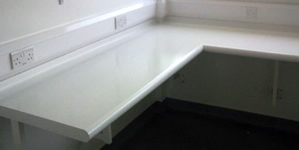 bullnose laboratory worktop for hospitals