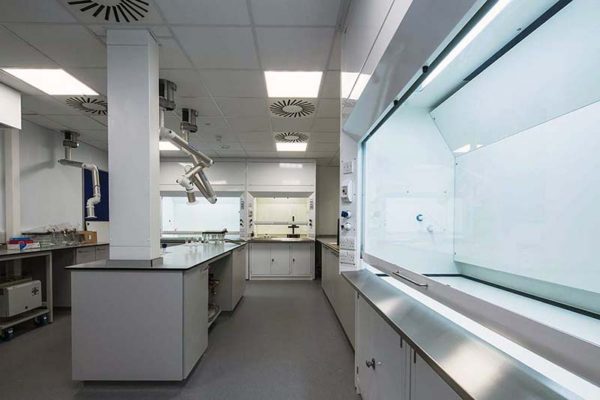 laboratory refurbishment and fit out solutions