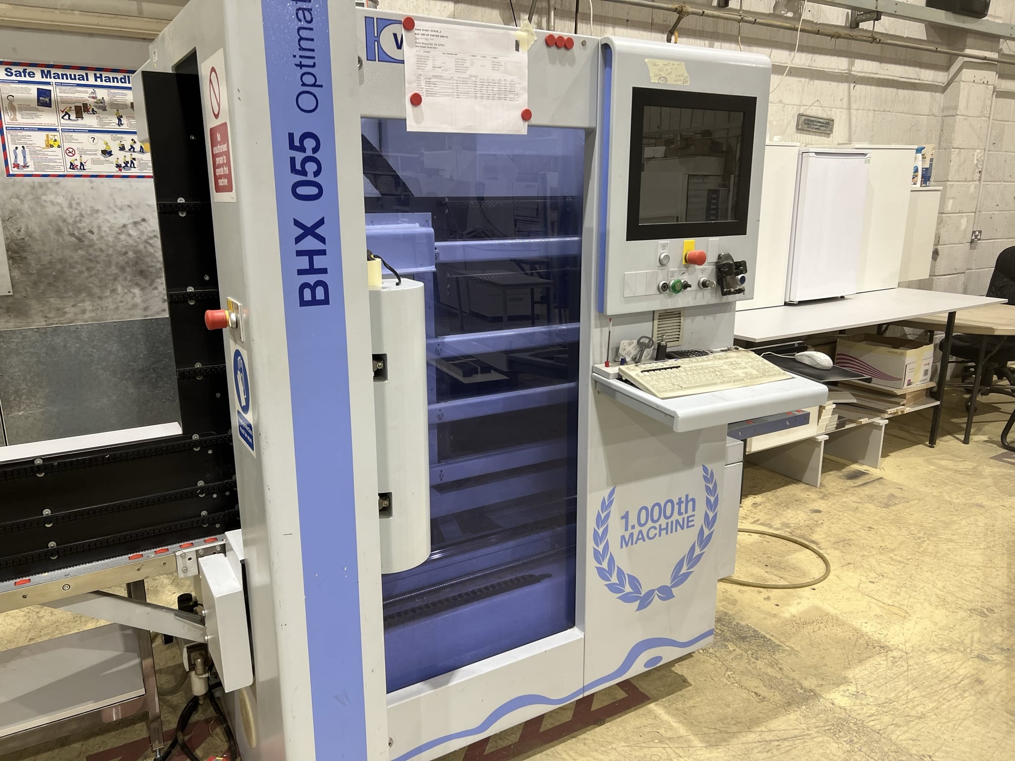 bhx55 CNC DRILLING MACHINE for precision of drill lab furniture panels