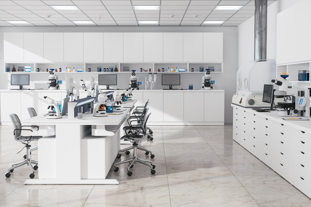 Guide to Choosing the Correct Laboratory Furniture: Fitted or Flexible? 1