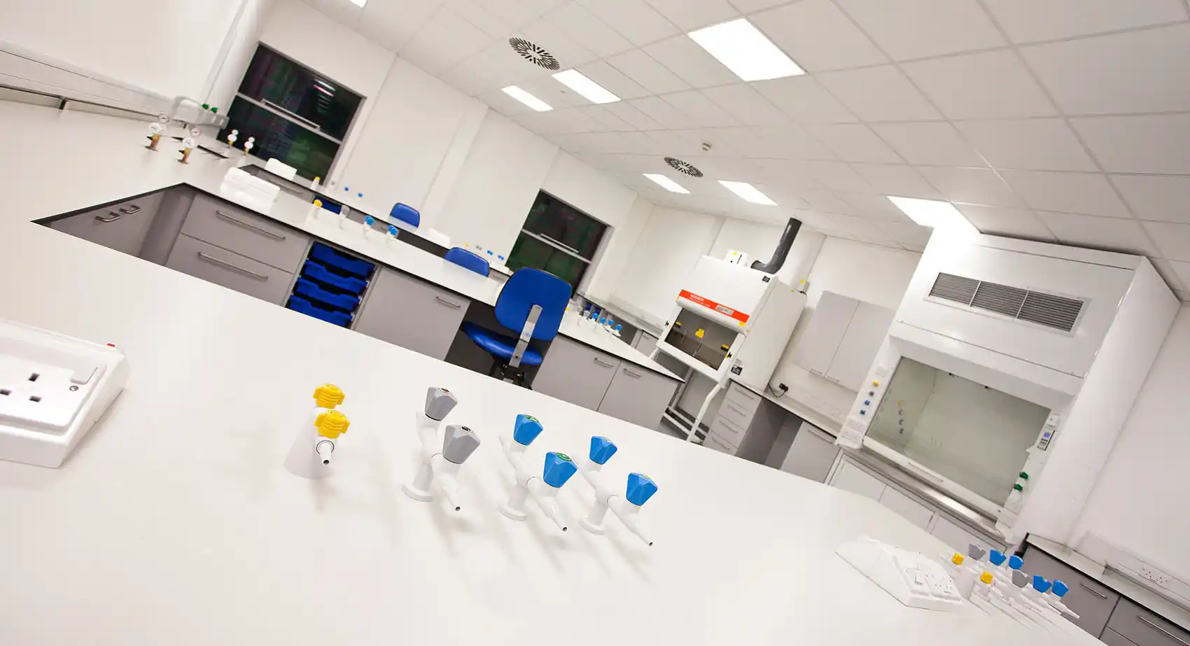 interfocus laboratory furniture installation showing lab refurbishment
